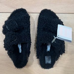 NWT Birkenstock Arizona Big Buckle Shearling Sandals - Teddy Black - Siz…